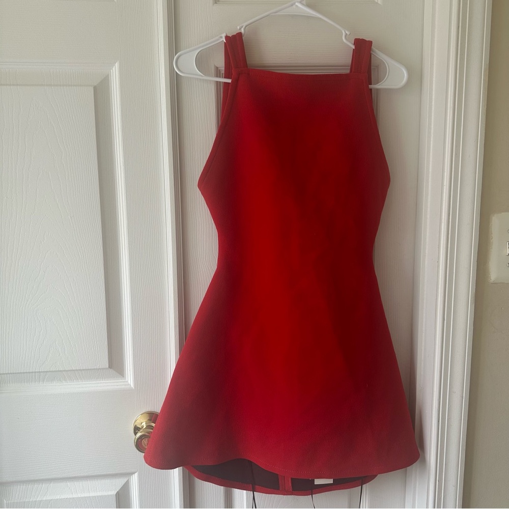 Chic Red Sleeveless Dress